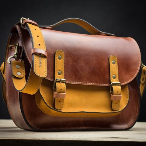 Torba skórzana na laptopa kolor rudy i żółty messenger Torba skórzana na laptopa kolor rudy i żółty messenger