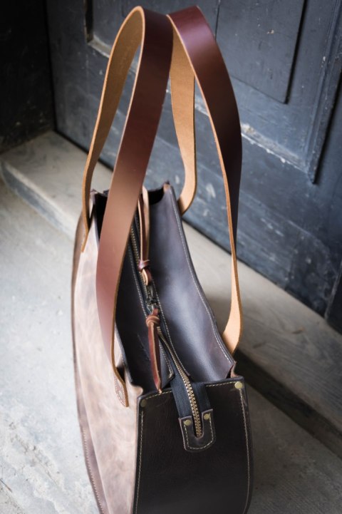Leather bag Basia color brown