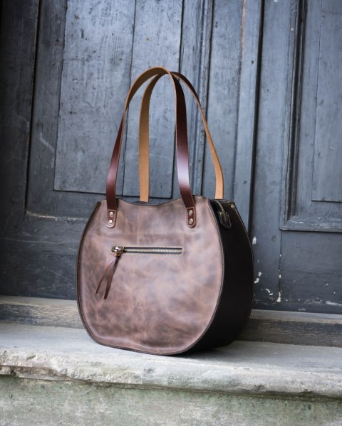 Leather bag Basia color brown